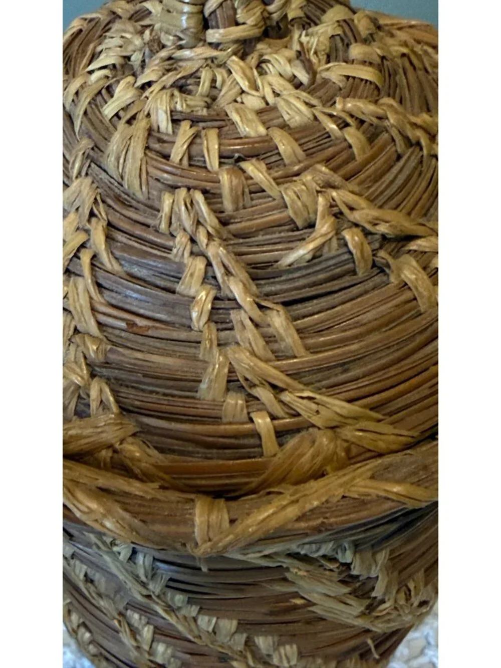 Vintage Handwoven Pine Straw Basket with Lid Rustic Handmade Storage Basket
